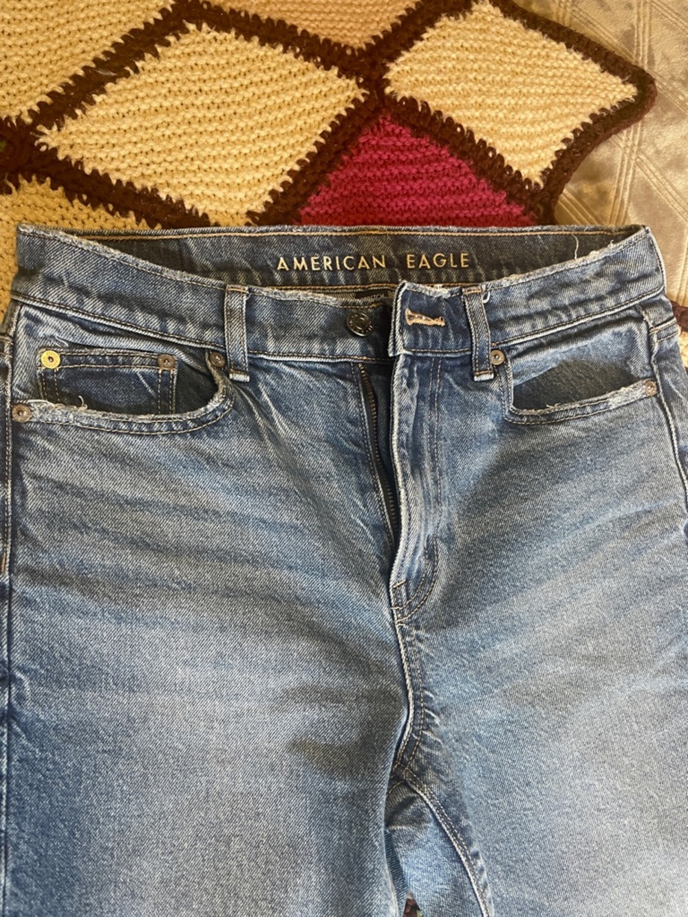 American Eagle Outfitters Women's Straight-Leg Jeans in Faded Blue